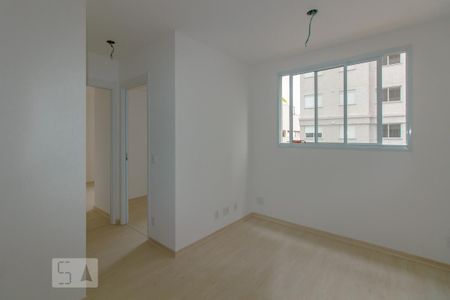 Apartamento para alugar com 38m², 2 quartos e sem vaga Apartamento para alugar com 38m², 2 quartos e sem vagaSala