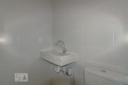 Apartamento para alugar com 38m², 2 quartos e sem vaga Apartamento para alugar com 38m², 2 quartos e sem vagaBanheiro