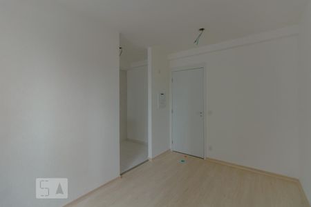Apartamento para alugar com 38m², 2 quartos e sem vaga Apartamento para alugar com 38m², 2 quartos e sem vagaSala