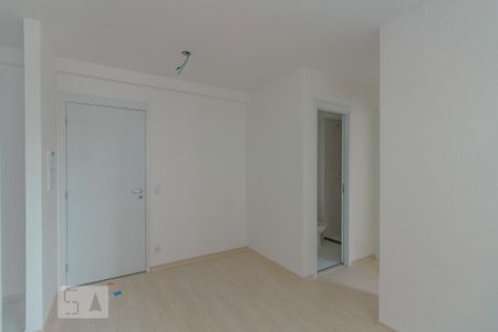 Apartamento para alugar com 38m², 2 quartos e sem vaga Apartamento para alugar com 38m², 2 quartos e sem vagaSala