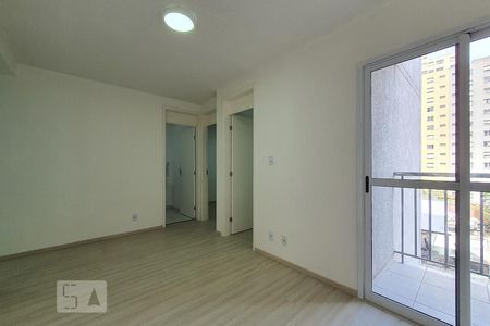 Sala de apartamento para alugar com 2 quartos, 49m² em Liberdade, São Paulo