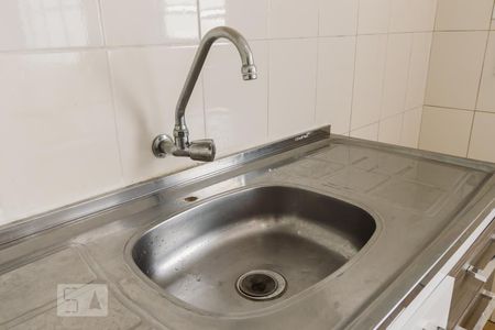 Apartamento para alugar com 65m², 2 quartos e sem vaga Apartamento para alugar com 65m², 2 quartos e sem vagaCozinha Pia