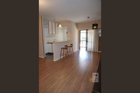 Sala de apartamento à venda com 1 quarto, 68m² em Barra da Tijuca, Rio de Janeiro