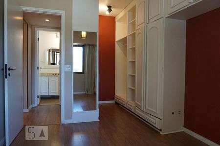 Apartamento à venda com 68m², 1 quarto e 1 vagaQuarto