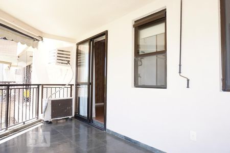 Apartamento à venda com 68m², 1 quarto e 1 vagaVaranda da Sala