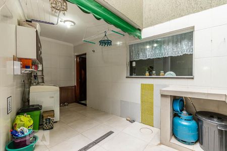 Casa à venda com 110m², 2 quartos e 2 vagas Casa à venda com 110m², 2 quartos e 2 vagasÁrea de serviço