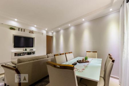 Sala  de casa à venda com 2 quartos, 110m² em Vila Granada, São Paulo