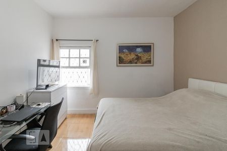 Quarto 1 de casa para alugar com 2 quartos, 80m² em Cidade Vargas, São Paulo