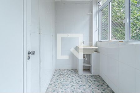 Apartamento à venda com 100m², 2 quartos e sem vaga Apartamento à venda com 100m², 2 quartos e sem vagaArea de Serviço