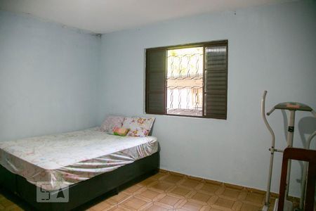 Quarto 1 de casa à venda com 2 quartos, 90m² em Vila Carmosina, São Paulo
