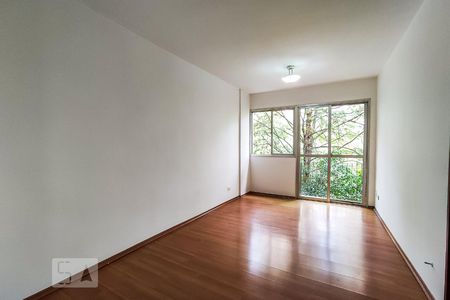 Sala de apartamento à venda com 3 quartos, 75m² em Jardim Londrina, São Paulo