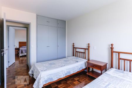 Apartamento para alugar com 112m², 3 quartos e 1 vagaQuarto 1