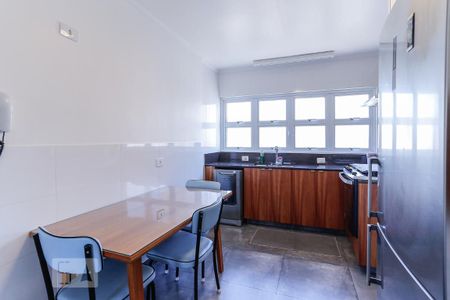 Apartamento para alugar com 112m², 3 quartos e 1 vagaCozinha