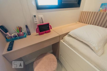 Apartamento à venda com 85m², 3 quartos e 2 vagasQuarto 2