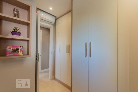 Apartamento à venda com 85m², 3 quartos e 2 vagasQuarto 2