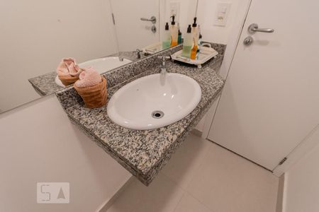 Apartamento à venda com 85m², 3 quartos e 2 vagasLavabo