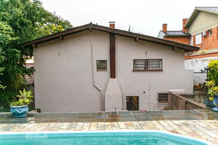 Casa à venda com 1000m², 3 quartos e 1 vagaÁrea comum - Piscina