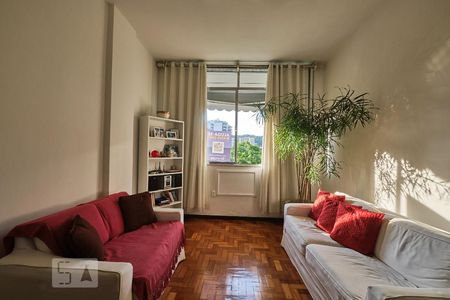 Apartamento à venda com 60m², 2 quartos e sem vagaSala