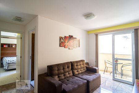 Sala de Apartamento com 2 quartos, 62m² Santa Rosa 