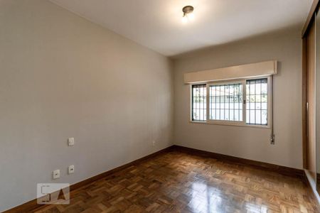 Casa para alugar com 430m², 3 quartos e 6 vagas Casa para alugar com 430m², 3 quartos e 6 vagasQuarto 2