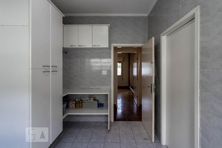 Casa para alugar com 430m², 3 quartos e 6 vagas Casa para alugar com 430m², 3 quartos e 6 vagasÁrea de Serviço