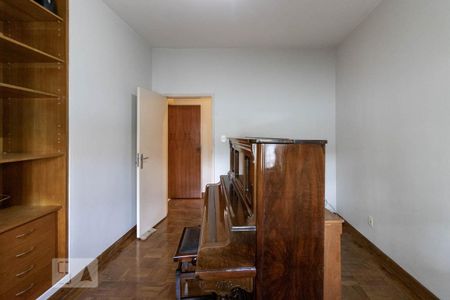 Casa para alugar com 430m², 3 quartos e 6 vagas Casa para alugar com 430m², 3 quartos e 6 vagasQuarto 1