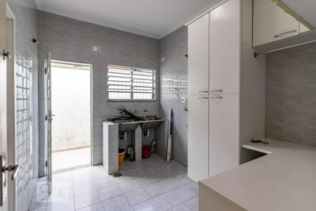 Casa para alugar com 430m², 3 quartos e 6 vagas Casa para alugar com 430m², 3 quartos e 6 vagasÁrea de Serviço