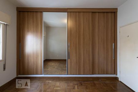 Casa para alugar com 430m², 3 quartos e 6 vagas Casa para alugar com 430m², 3 quartos e 6 vagasQuarto 2