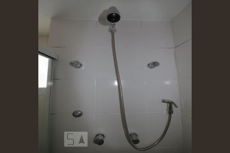 Apartamento para alugar com 60m², 2 quartos e 1 vagaBanheiro da Suíte - chuveiro