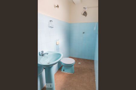 Banheiro da suíte de casa à venda com 2 quartos, 100m² em Vila Constança, São Paulo