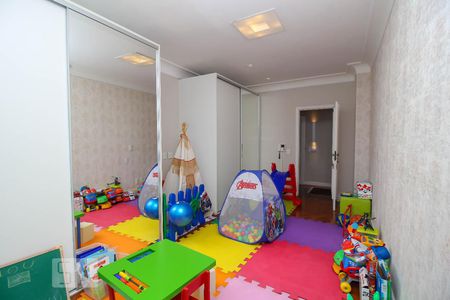 Apartamento à venda com 400m², 6 quartos e 2 vagasQuarto 1