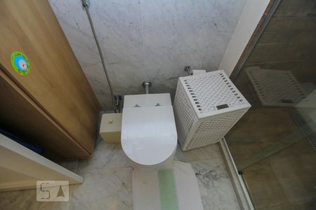 Apartamento à venda com 400m², 6 quartos e 2 vagasBanheiro da Suíte