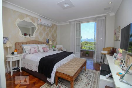 Apartamento à venda com 400m², 6 quartos e 2 vagasQuarto 2