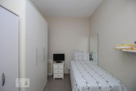 Apartamento à venda com 400m², 6 quartos e 2 vagasQuarto de Serviço