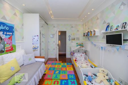 Apartamento à venda com 400m², 6 quartos e 2 vagasQuarto 3