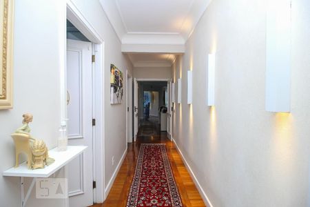 Apartamento à venda com 400m², 6 quartos e 2 vagasCorredor