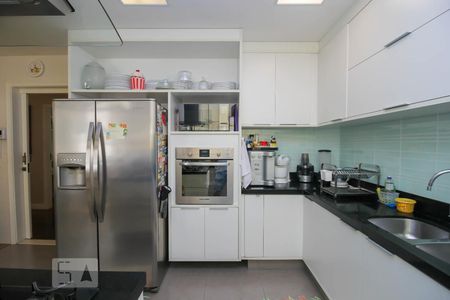 Apartamento à venda com 400m², 6 quartos e 2 vagasCozinha - Armários