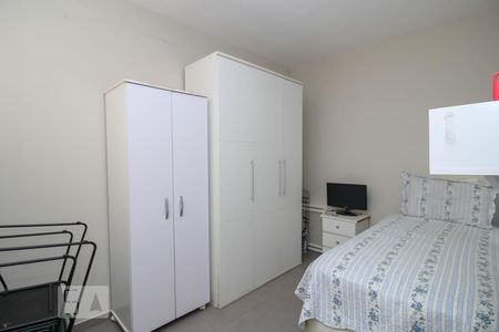 Apartamento à venda com 400m², 6 quartos e 2 vagasQuarto de Serviço