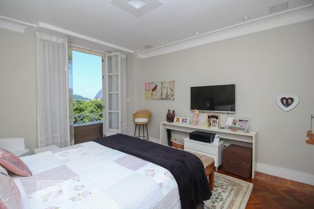 Apartamento à venda com 400m², 6 quartos e 2 vagasQuarto 2