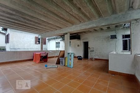 Casa à venda com 450m², 4 quartos e 8 vagasTerraço
