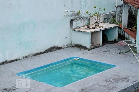 Casa à venda com 450m², 4 quartos e 8 vagasPiscina