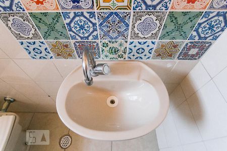 Casa à venda com 280m², 3 quartos e 8 vagasBanheiro Social