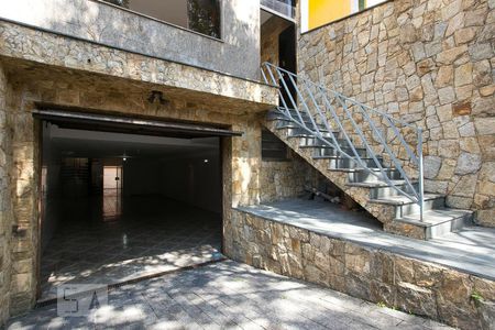 Casa à venda com 280m², 3 quartos e 8 vagasGaragem