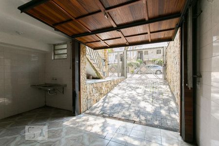 Casa à venda com 280m², 3 quartos e 8 vagasGaragem