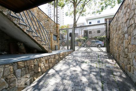 Casa à venda com 280m², 3 quartos e 8 vagasGaragem