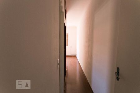 Casa à venda com 280m², 3 quartos e 8 vagasSuíte