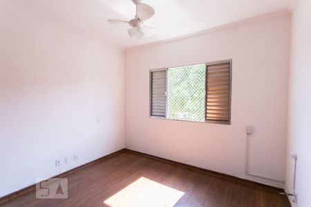 Casa à venda com 280m², 3 quartos e 8 vagasSuíte