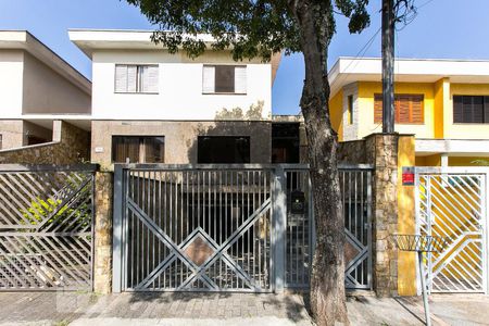 Casa à venda com 280m², 3 quartos e 8 vagasFachada