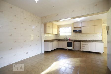 Casa à venda com 228m², 4 quartos e 3 vagasCozinha