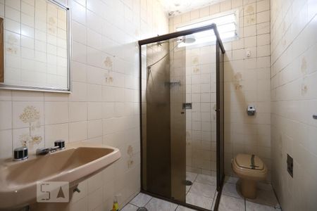 Casa à venda com 228m², 4 quartos e 3 vagasBanheiro Social